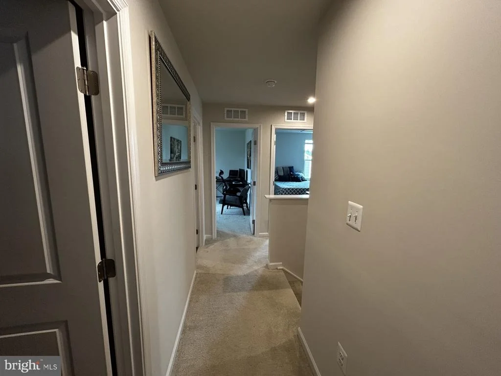 Photo of 840 WINGTIP WAY