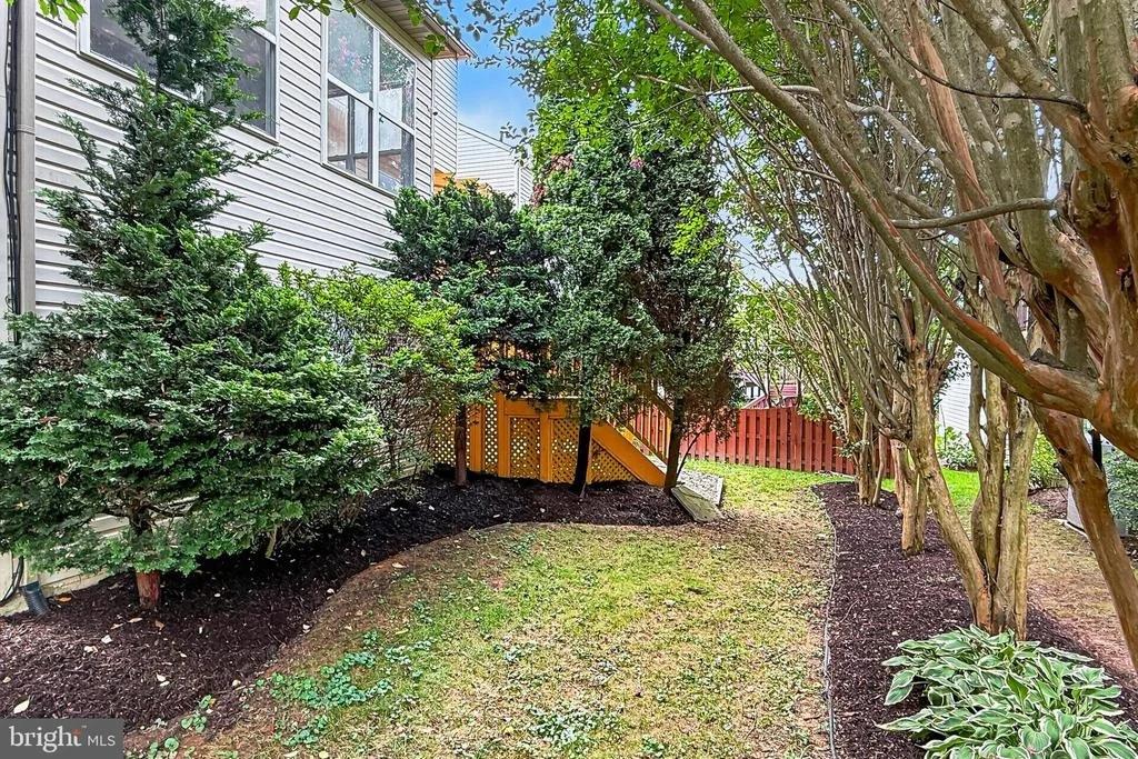 Photo of 8928 GARDEN GATE DRIVE