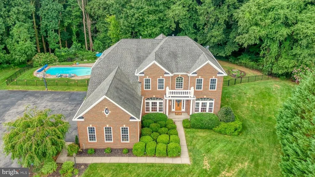 Photo of 105 BOWER LANE