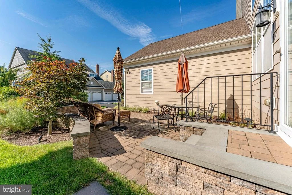Photo of 305 QUIGLEY DRIVE