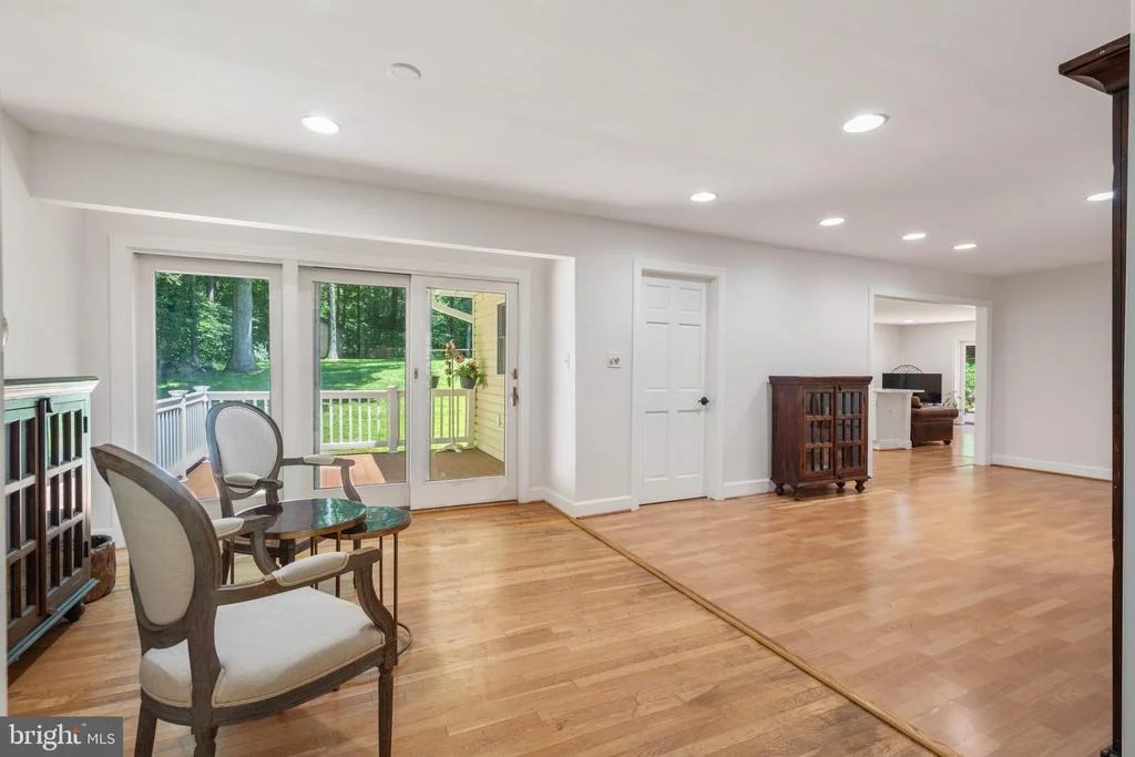 Photo of 10418 ADEL ROAD