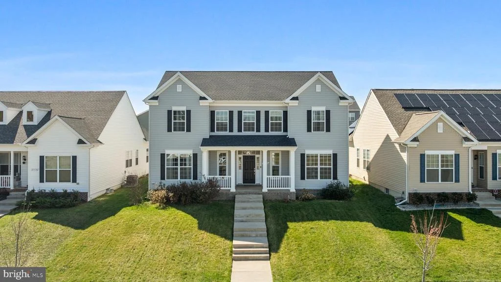 Photo of 23324 LINDSAY DRIVE