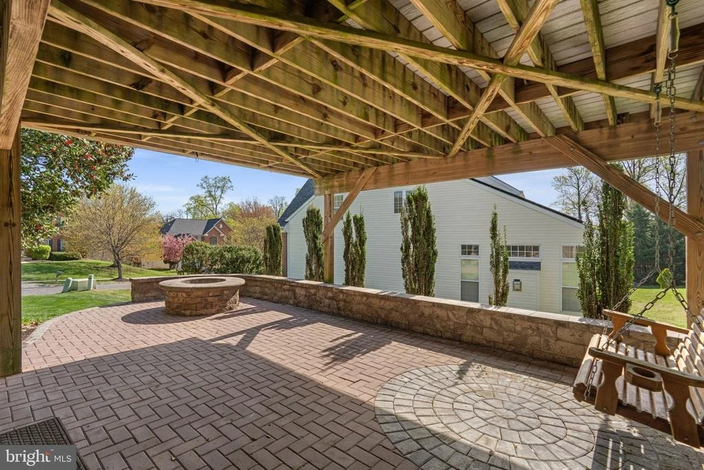 Photo of 15307 RIDING PATH COURT