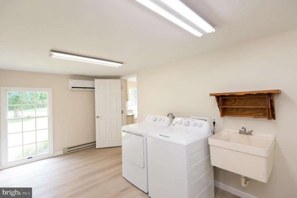 Photo of 1619 PERSEUS ROAD