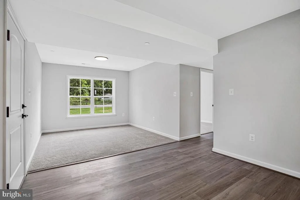 Photo of 10 POPLAR LANE