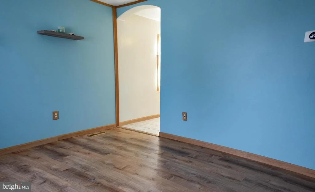 Photo of 341 WALGROVE ROAD
