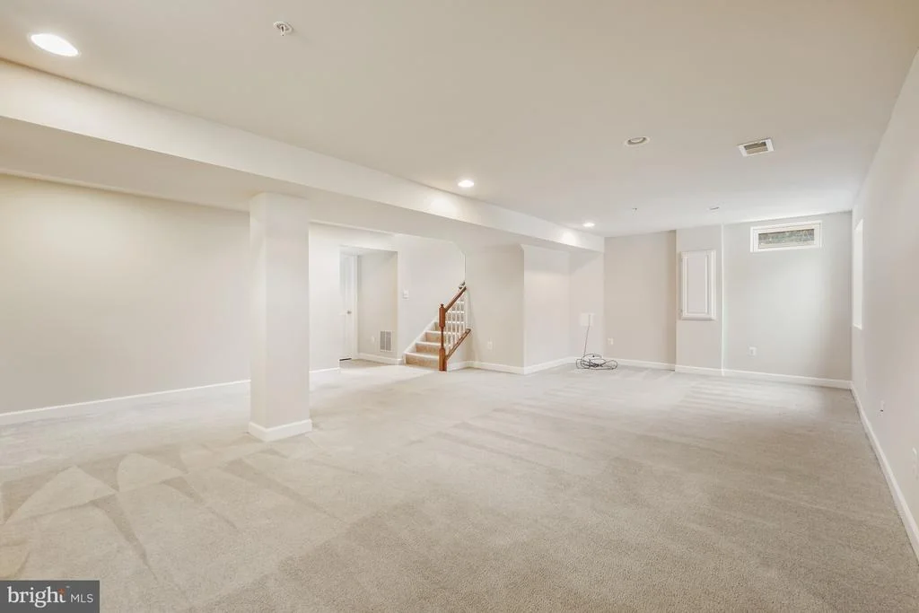 Photo of 4104 TOTTENHAM STREET