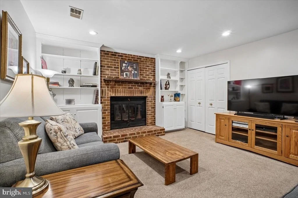 Photo of 9739 IRONMASTER DRIVE