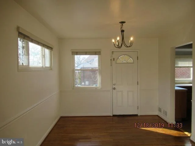 Photo of 1801 GLENPARK DRIVE