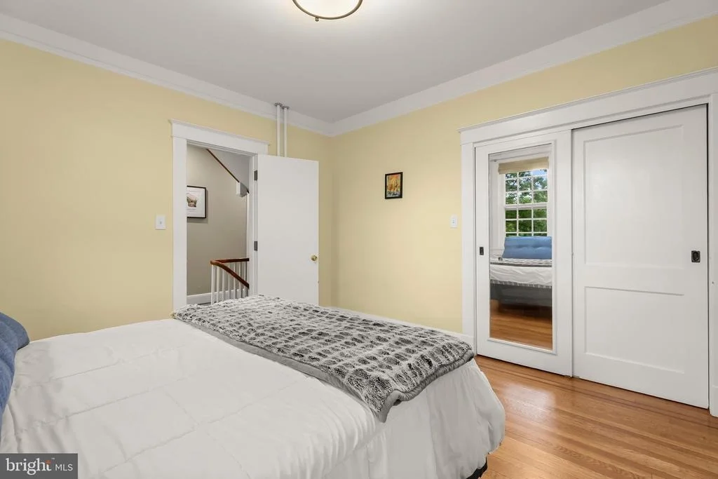 Photo of 210 NORTHFIELD PLACE