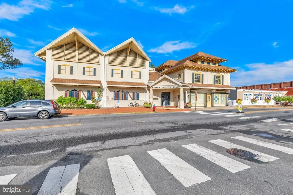 Photo of 13 W GREENWING DRIVE