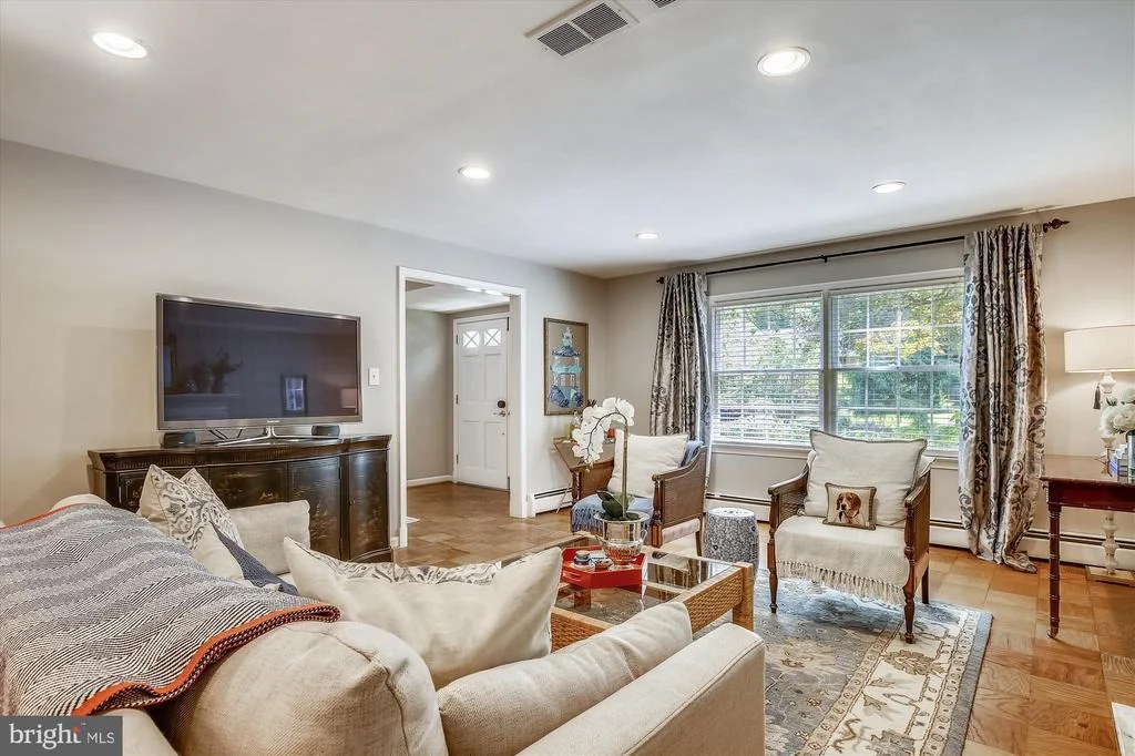 Photo of 1446 WOODACRE DRIVE