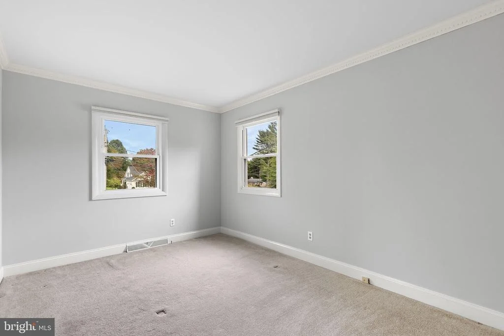 Photo of 1404 RYAN ROAD