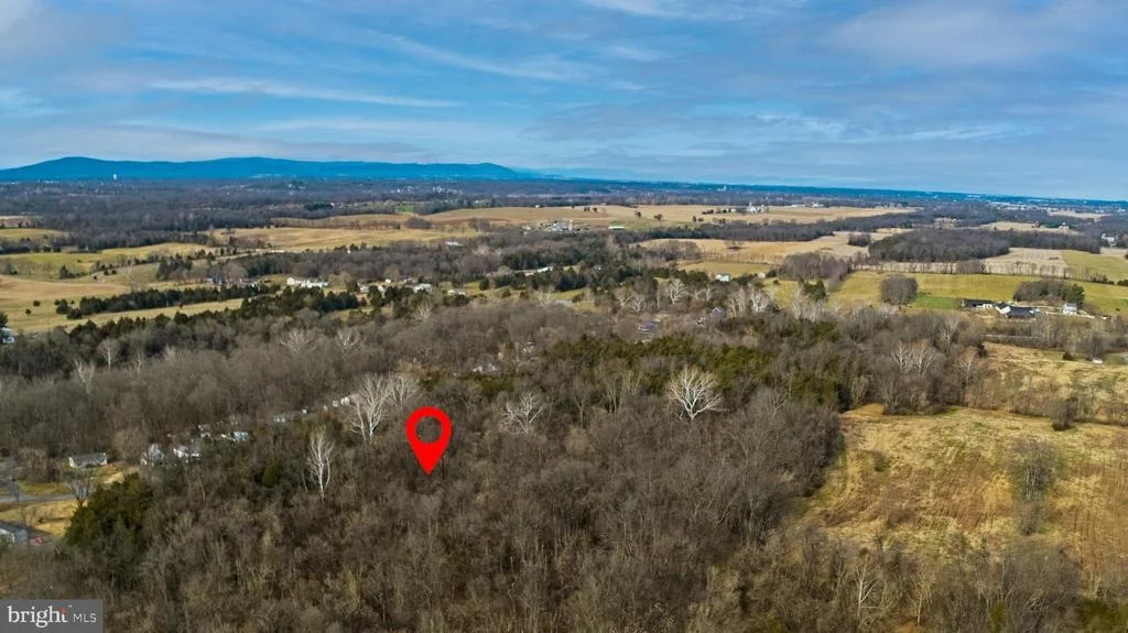 Photo of 8103 AVIS MILL ROAD
