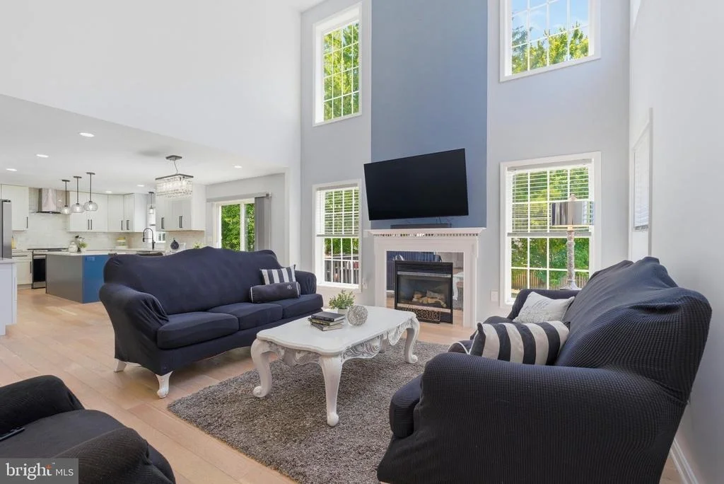 Photo of 10654 ASHFORD CIRCLE