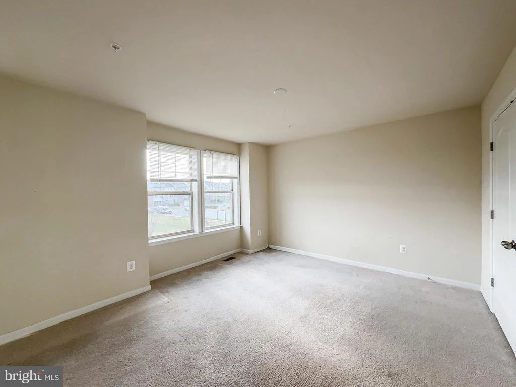 Photo of 10202 GALAXY VIEW LANE