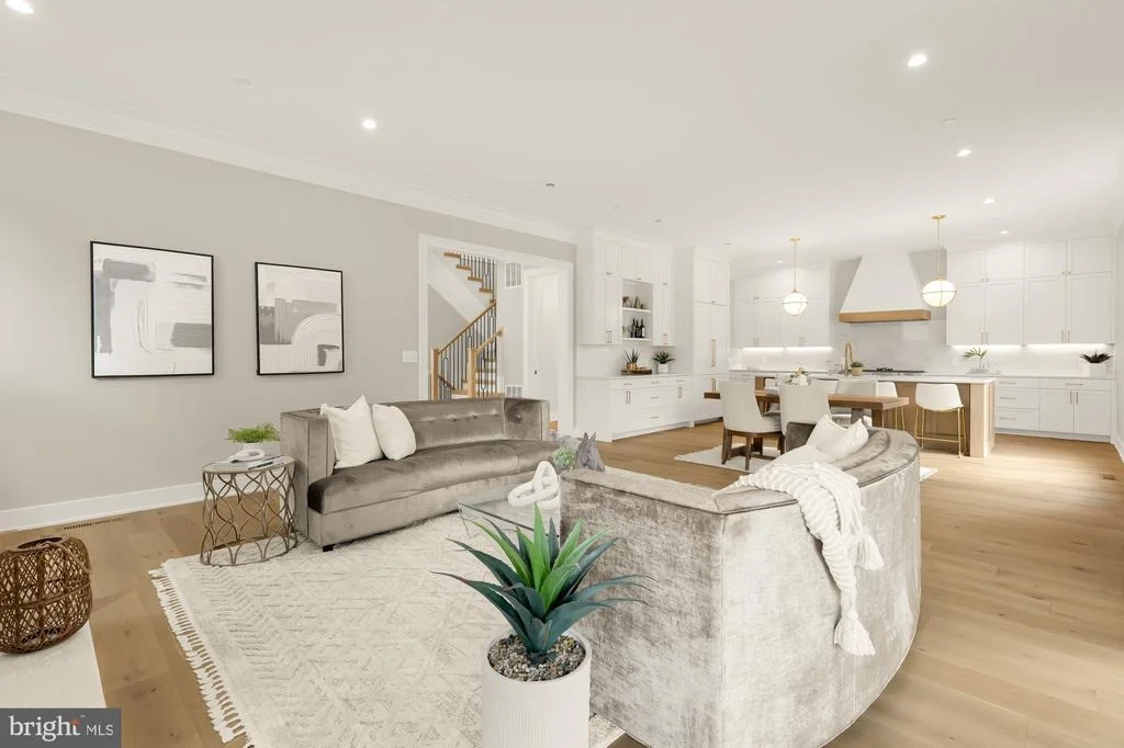 Photo of 9508 FOREST ROAD
