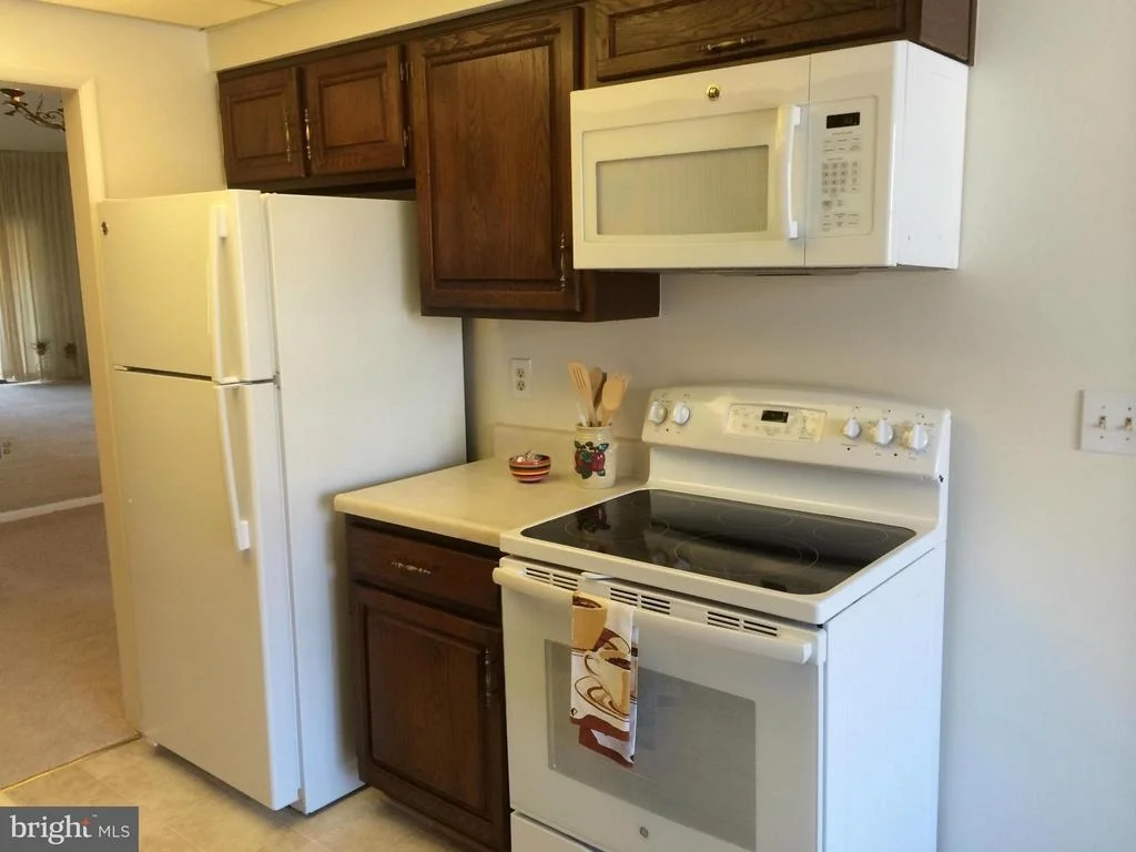 Photo of Unit 843E at 15310 PINE ORCHARD DRIVE