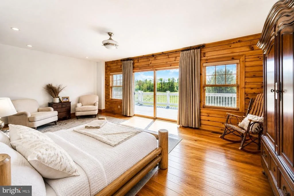 Photo of 282 LAKEFRONT LINKS DRIVE