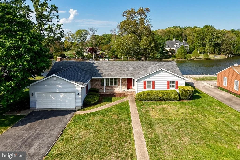 Photo of 30455 E MILL RUN