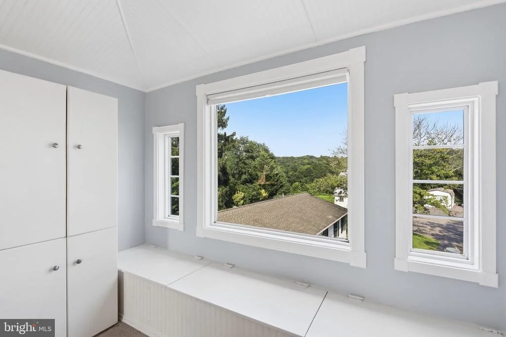 Photo of 5921 QUINN ROAD
