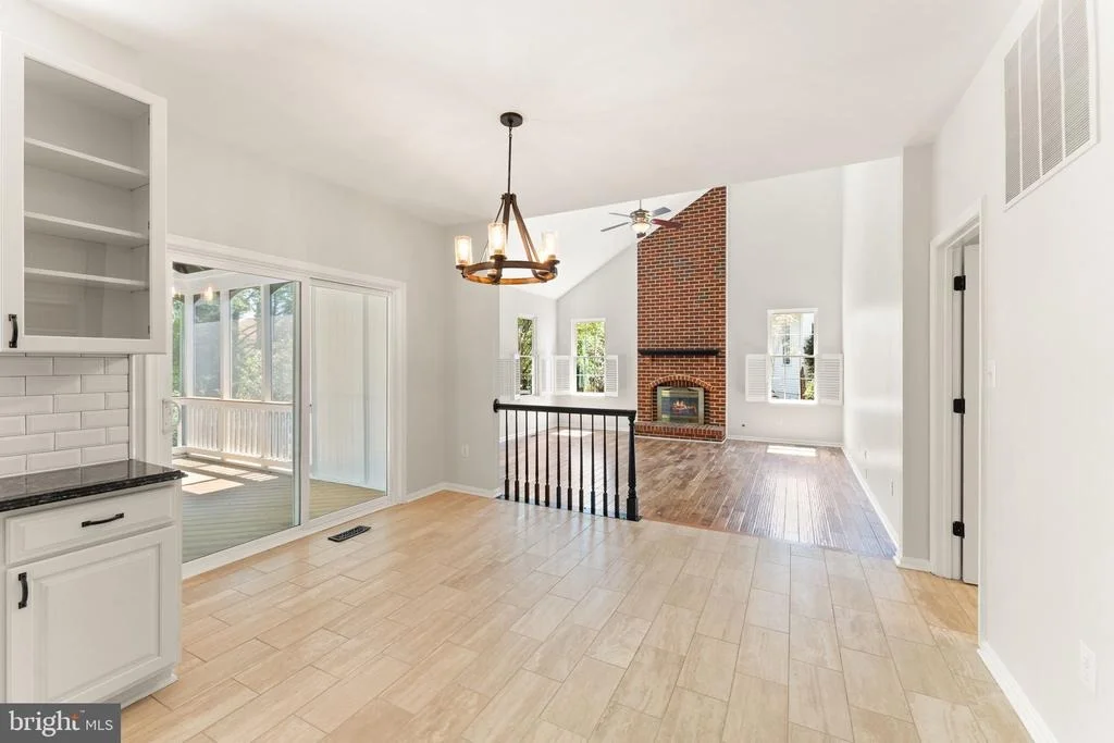 Photo of 817 KENNETH PLACE SE