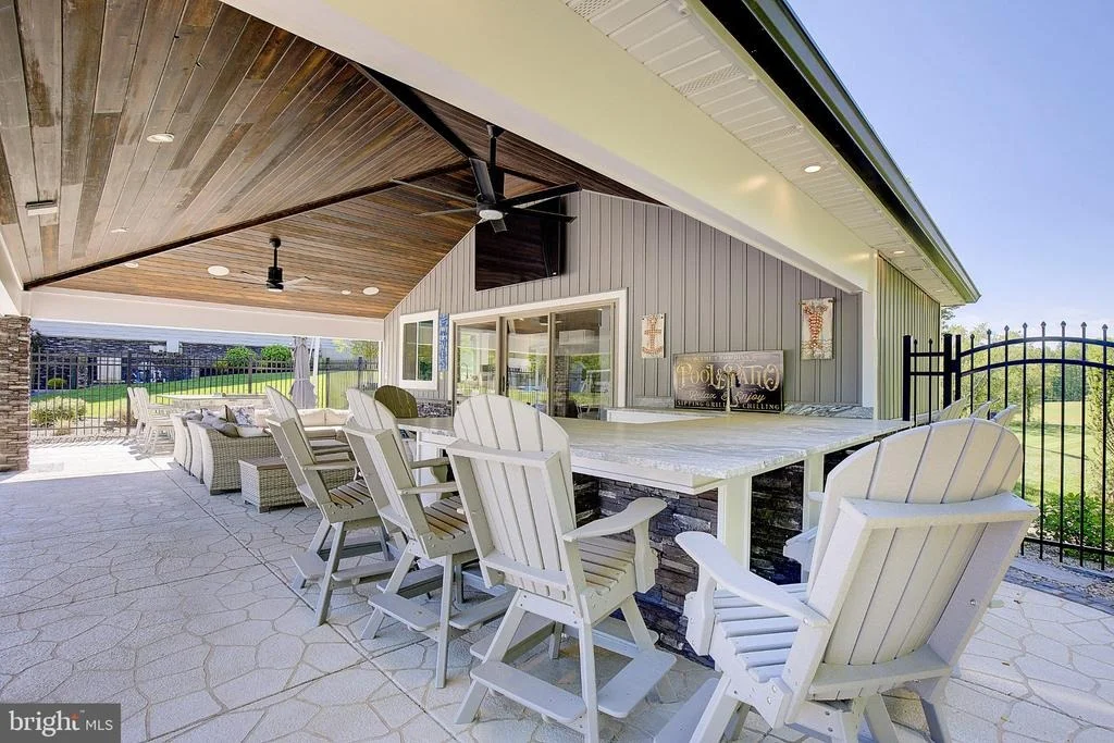 Photo of 2393 GARRITY ROAD