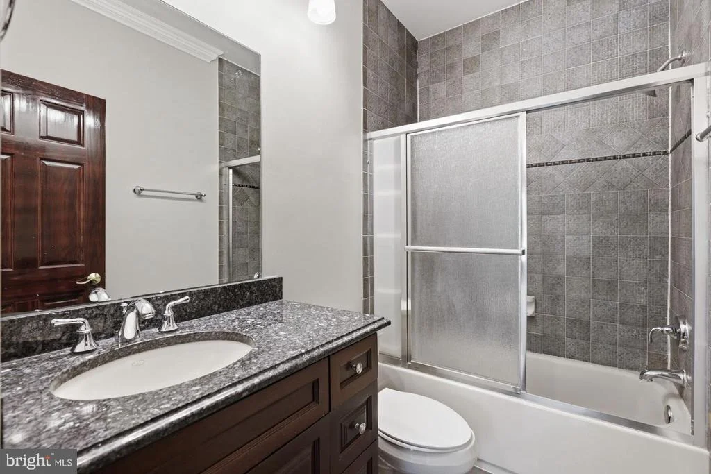 Photo of 8813 OAK LEAF DRIVE