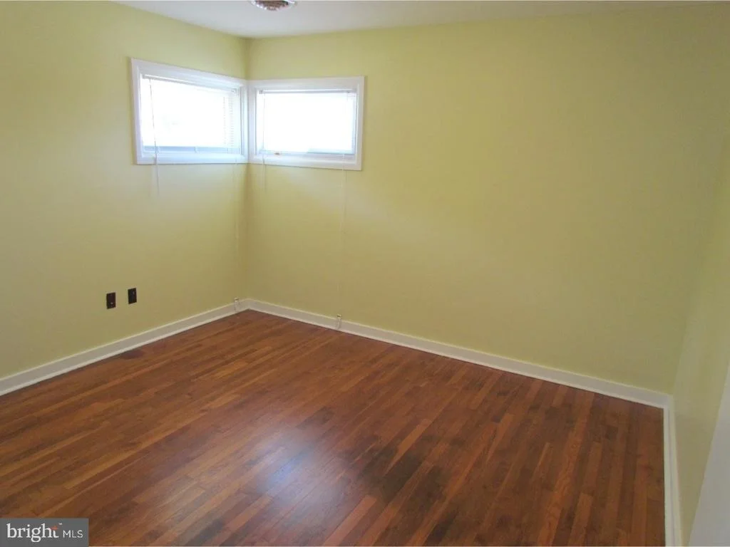 Photo of 731 RIVER ROAD