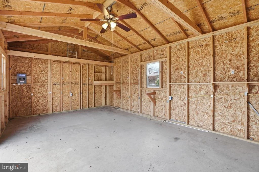Photo of 16100 MALCOLM DRIVE