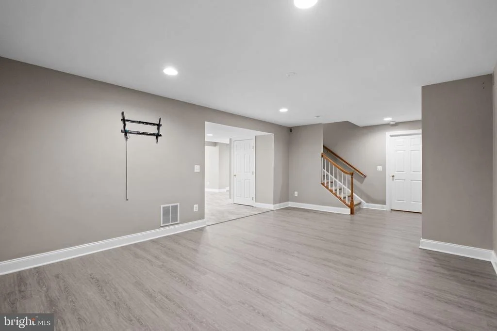Photo of 12923 CHAMPLAIN DRIVE