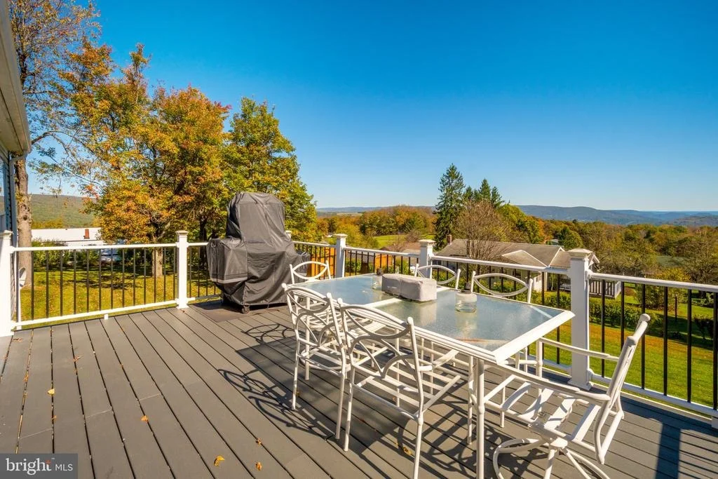 Photo of 111 HIGH VIEW ROAD