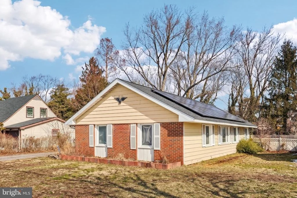 Photo of 32 MILLBROOK DRIVE