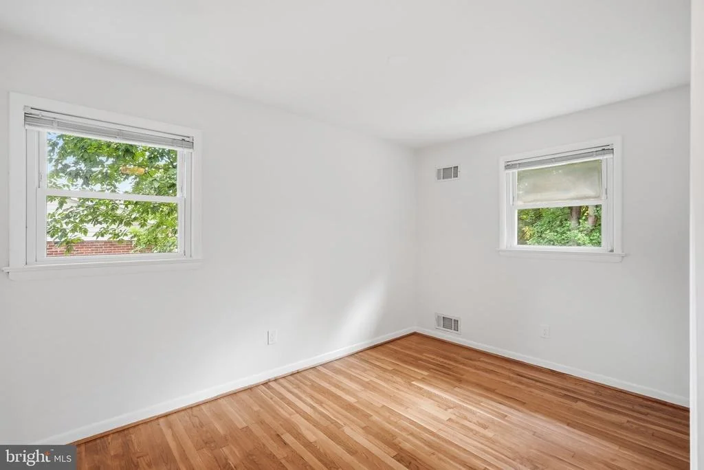 Photo of 2604 WOODEDGE ROAD