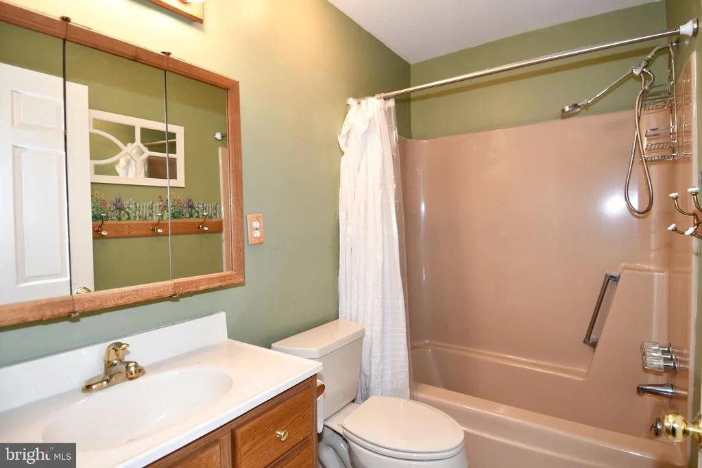 Photo of 8870 BROOK DRIVE