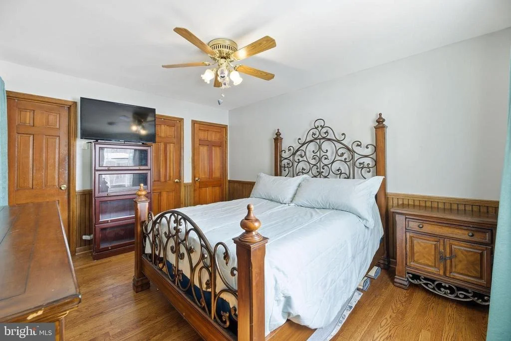 Photo of 5197 COLEBROOK DRIVE