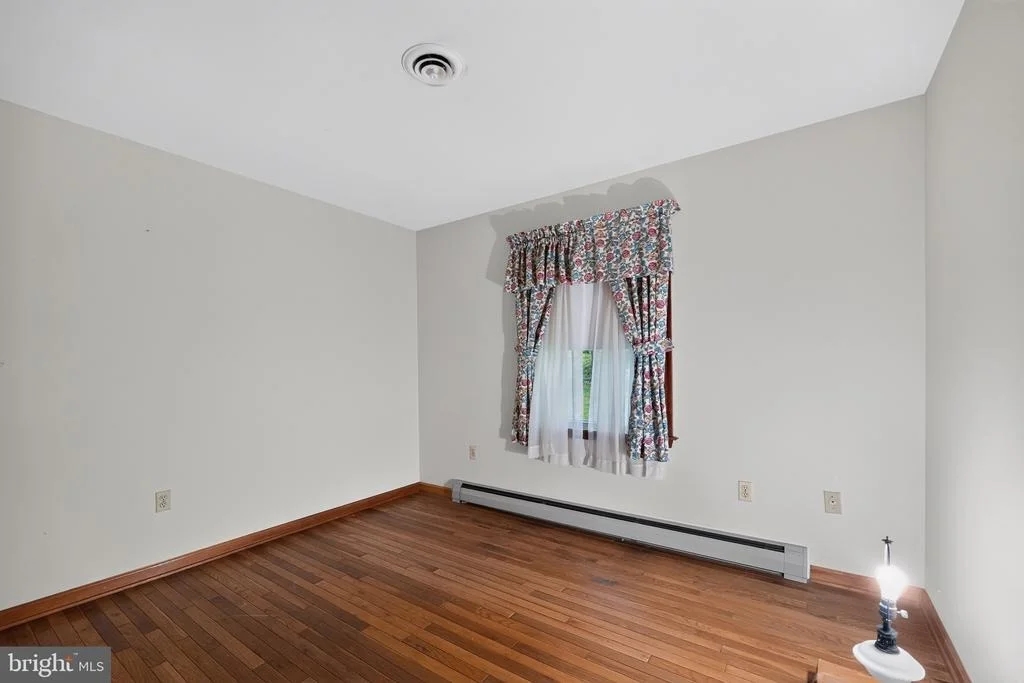 Photo of 9810 WOODSBORO ROAD