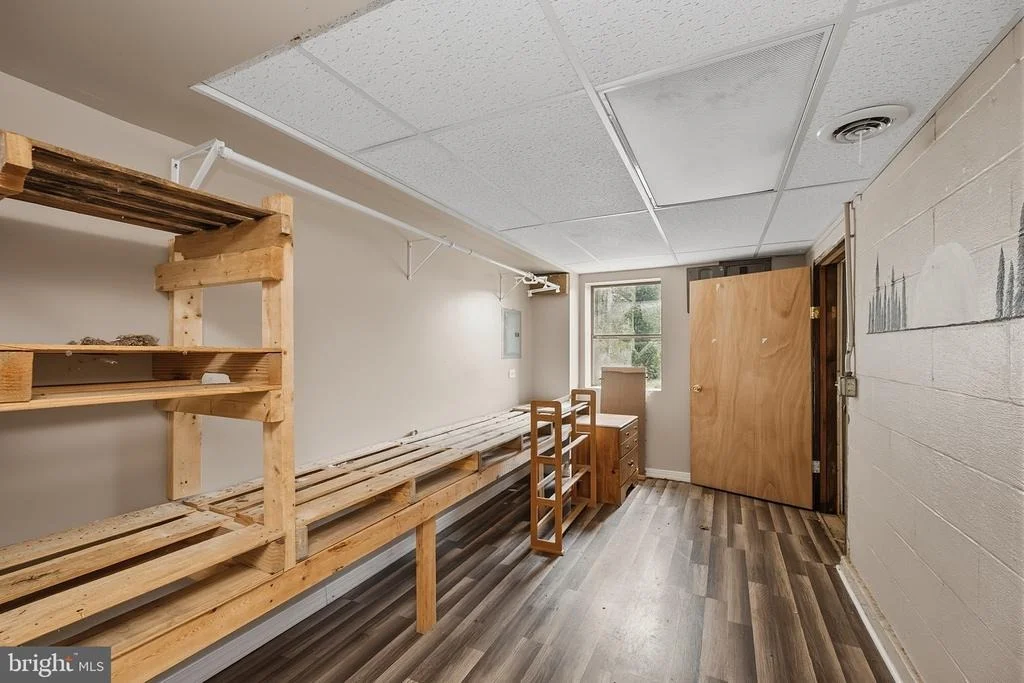 Photo of 828 LEE ROAD