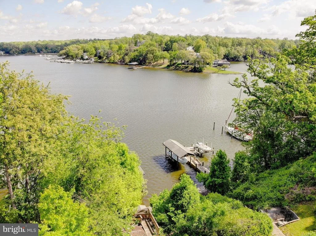 Photo of 1164 OAK VIEW DRIVE