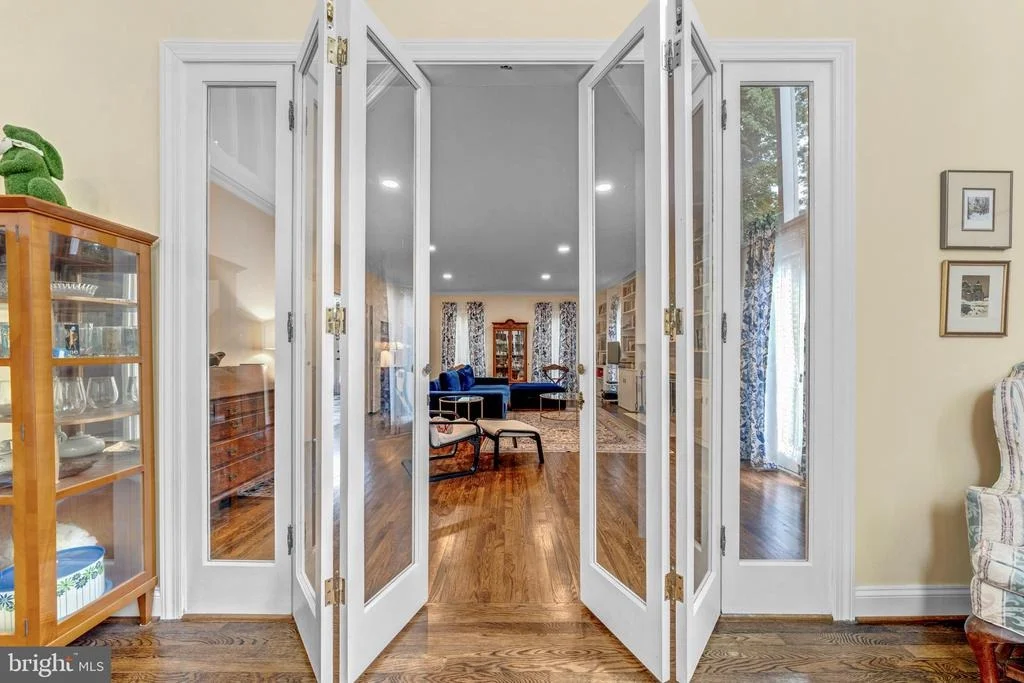 Photo of 1502 HIGHWOOD DRIVE