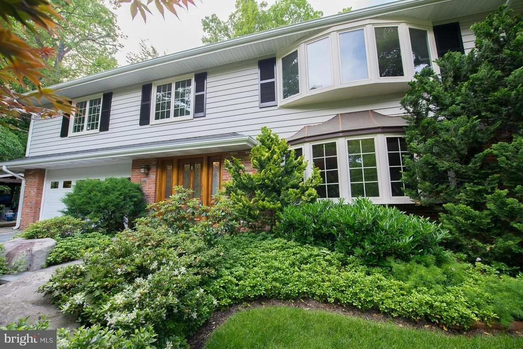 Photo of 1210 HUNTLY PLACE