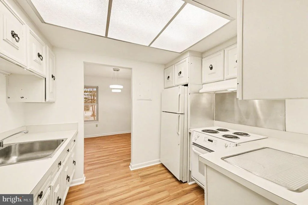Photo of Unit 82H at 3632 GLENEAGLES DRIVE