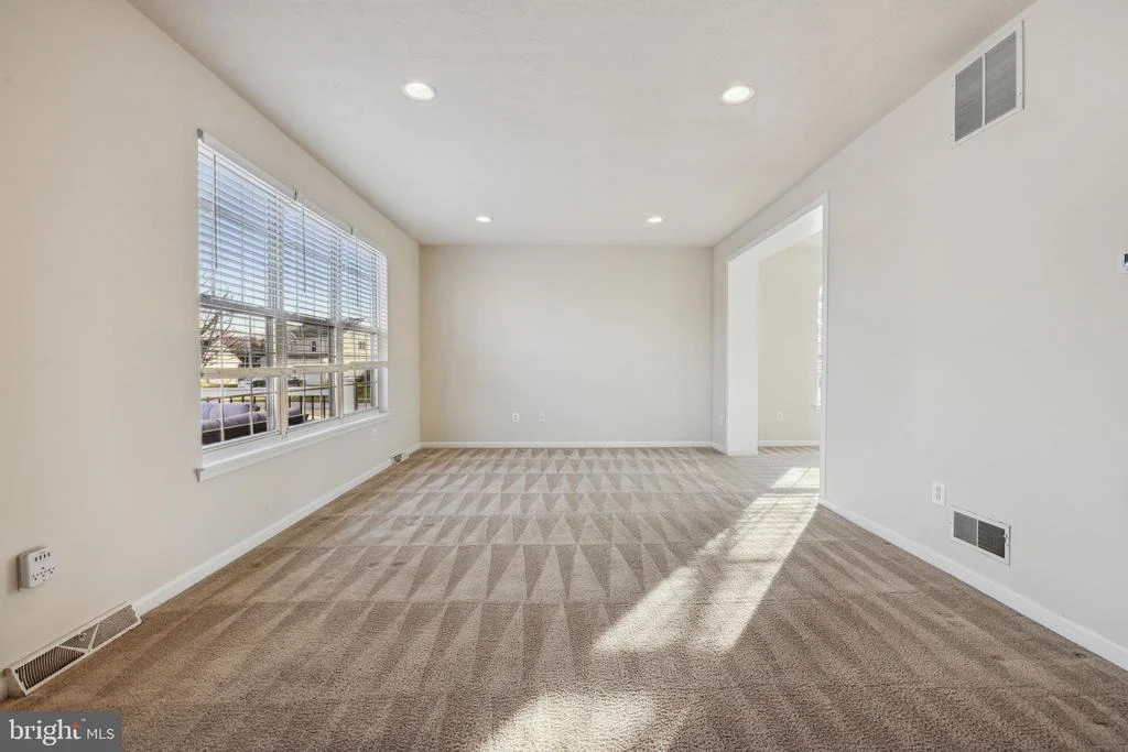 Photo of 4961 FARRINGDON COURT