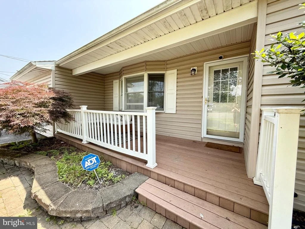 Photo of 2 GULL COURT