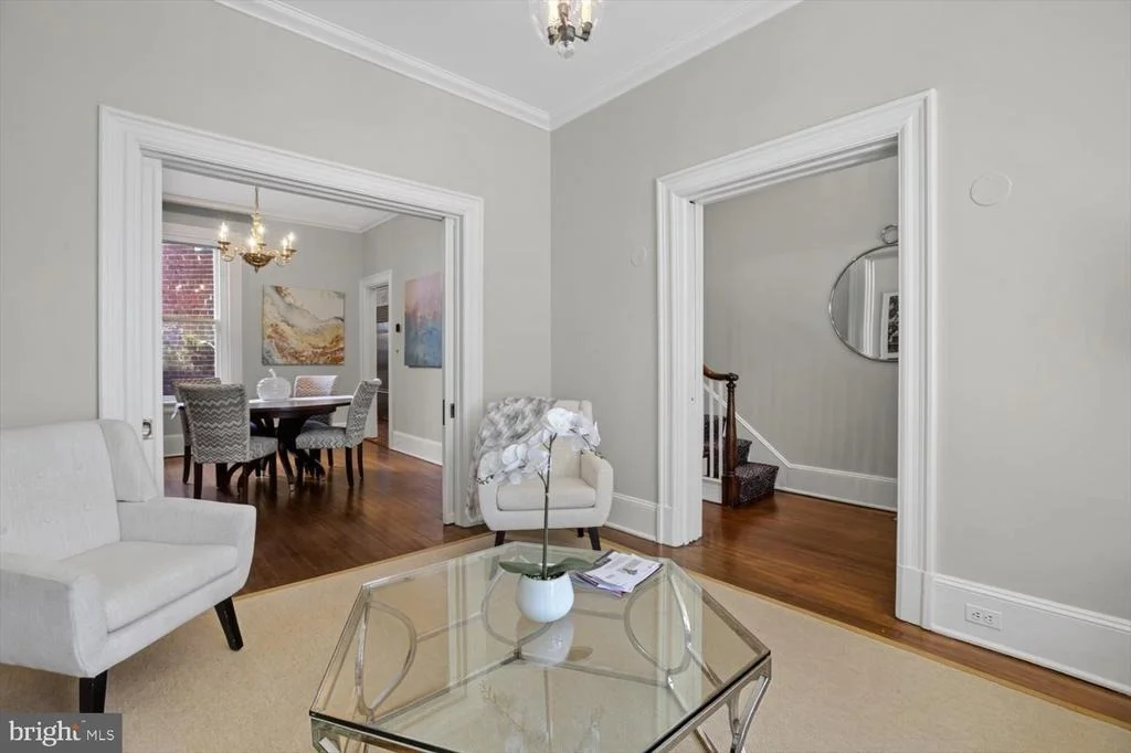 Photo of 304 A STREET SE