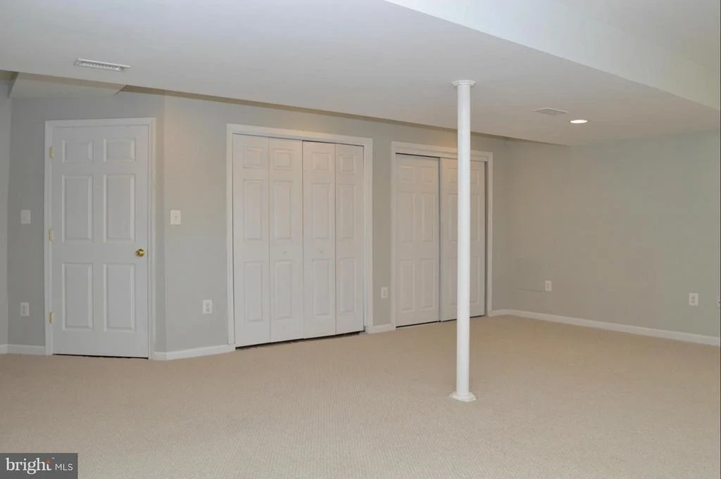Photo of 419 NAVAHO DRIVE