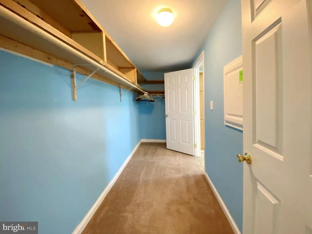 Photo of 4 MAYFAIR LANE