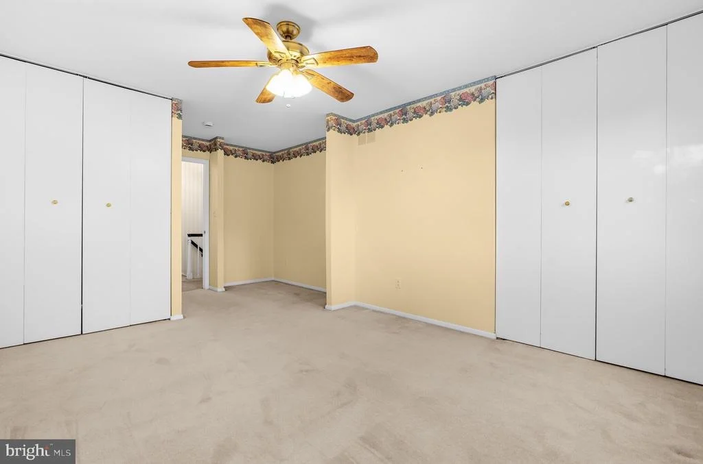 Photo of 668 WHITE SWAN DRIVE