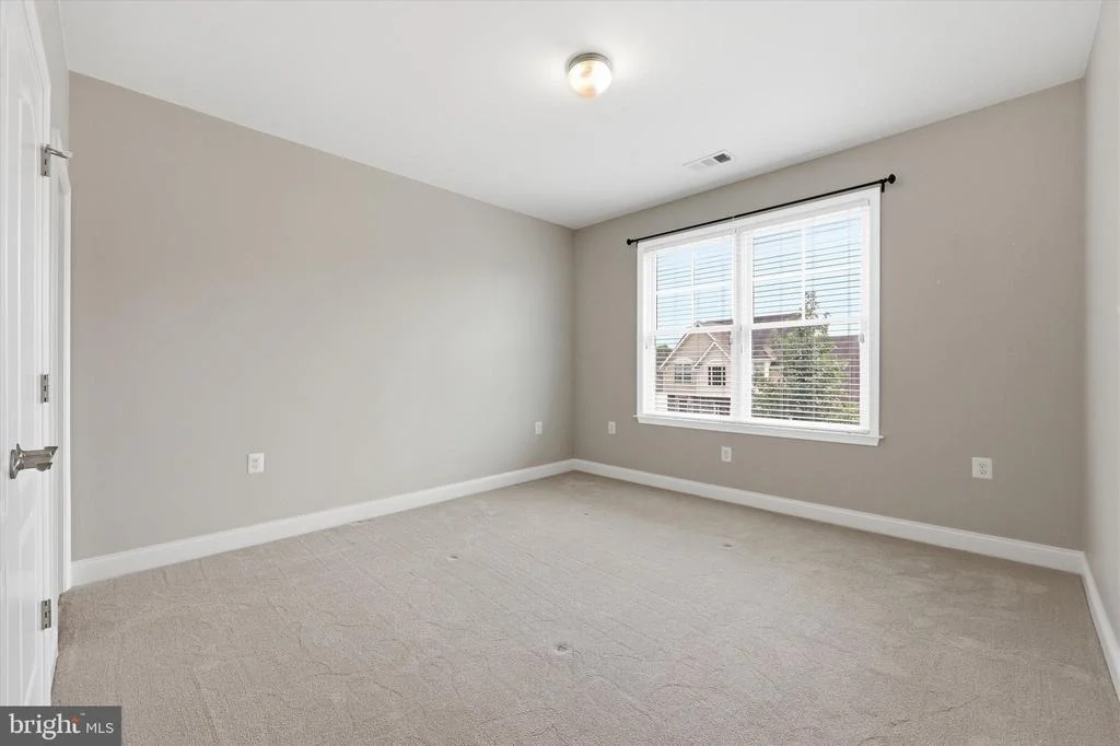 Photo of 2924 MILL ISLAND PARKWAY