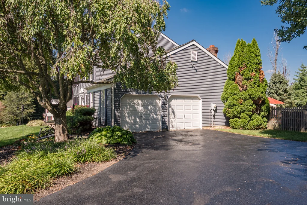 Photo of 2 PADDOCK PLACE